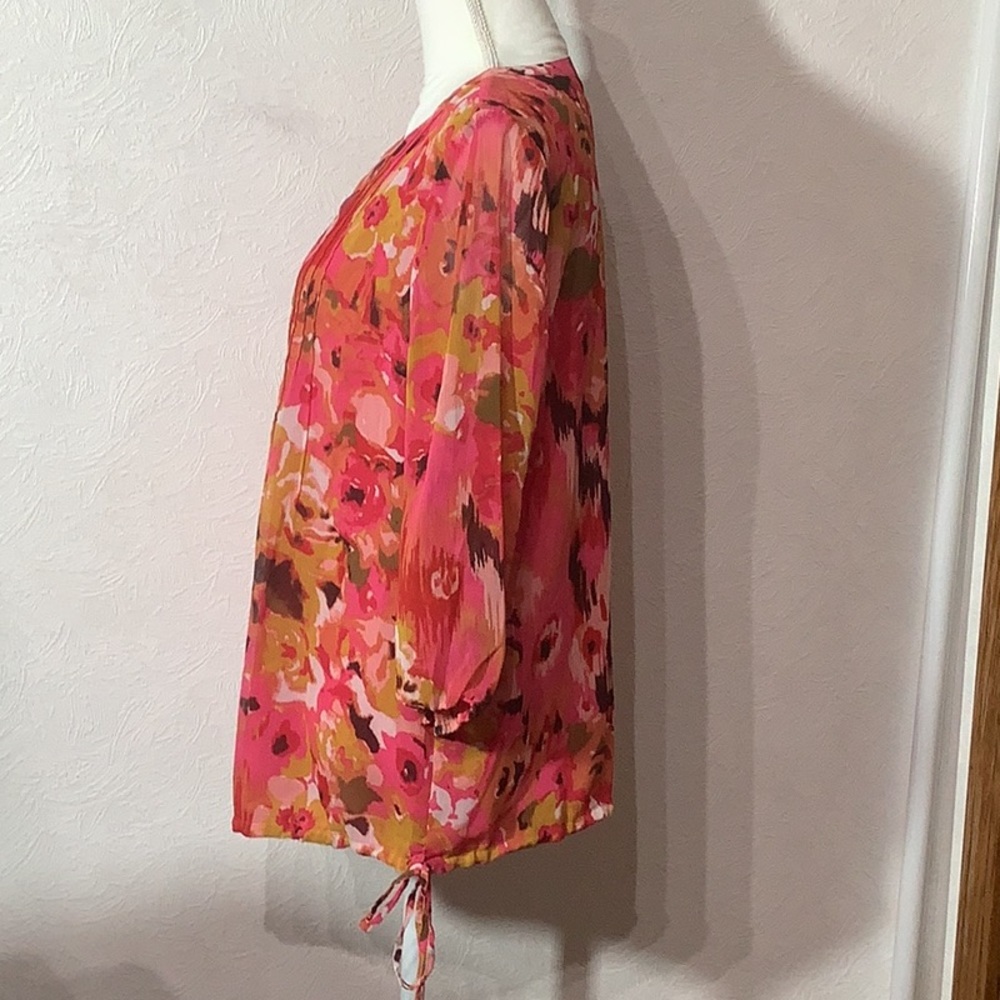 Liz Claiborne Pink and Orange Floral Tunic - Picture 3 of 8